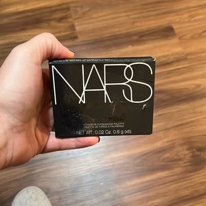 NARS- Voyageur Eyeshadow Palette
